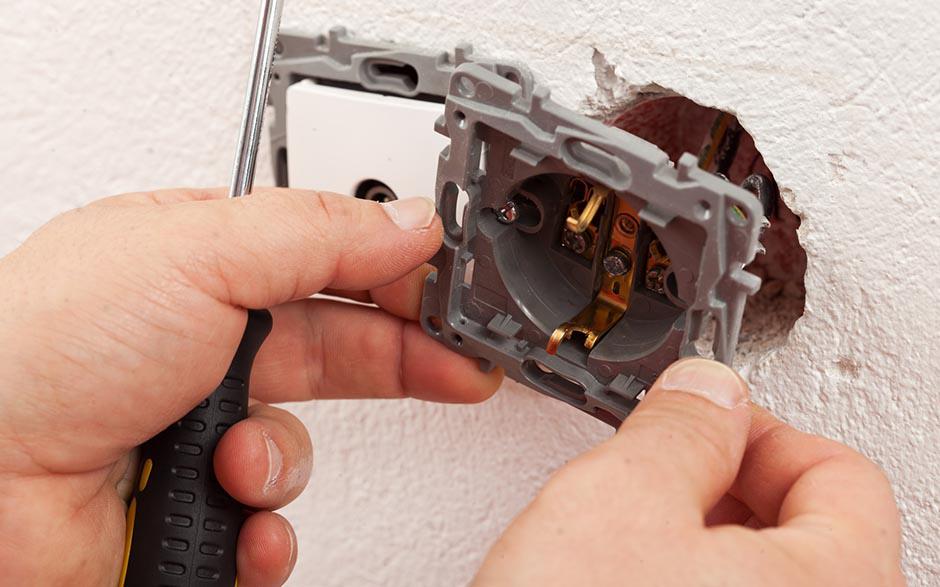 électricien installateur Éragny