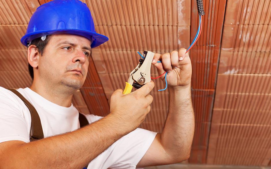 électricien installateur Éragny